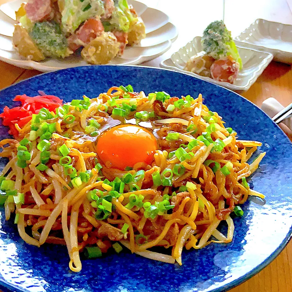 TVで名店が伝授してくれた焼きそば❣️…麺をカリカリに焼いたのにいつもの焼きそばに戻っちゃった😅💦💦|Naoさん