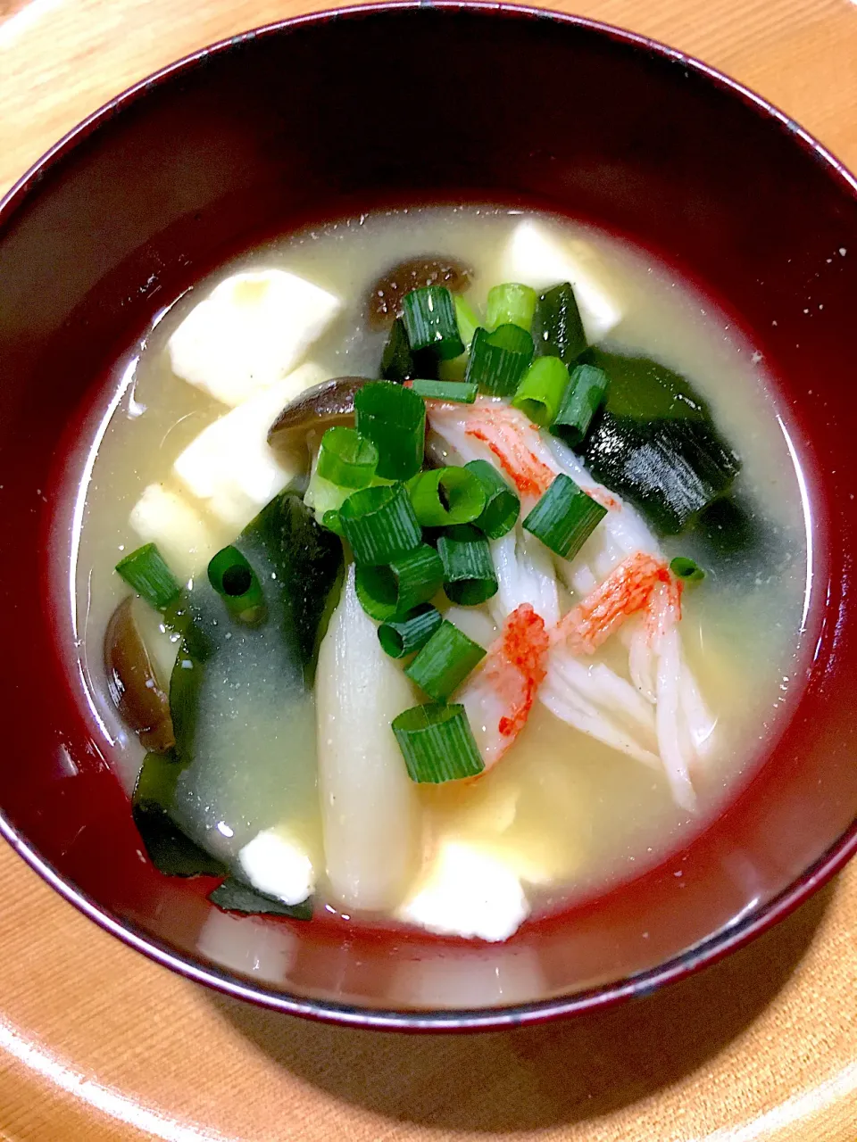 わかめ・しめじ・豆腐・カニかま|カトジュンさん