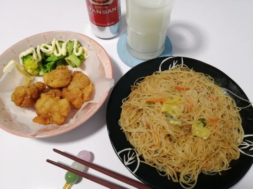 今宵は、焼きビーフンとか🍜|Kojiさん