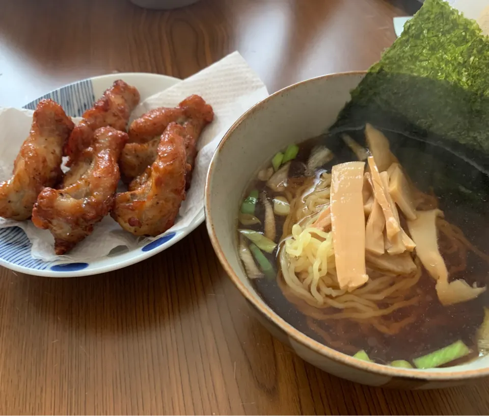 4月25日昼はラーメン🍜炙りチキン|とももさん