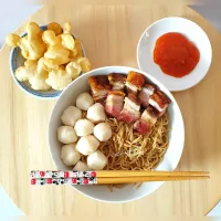 Snapdishの料理写真:My home made pork belly noodle with fishball. Along with the Mickey Mouse shaped fried dumpling °●°|Susie Joさん