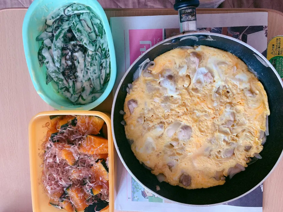 スナップえんどうの昆布まよ、かぼちゃ煮、親子丼|あみたんさん