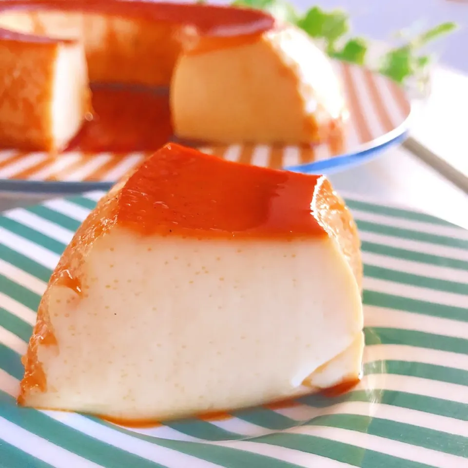 ちょっとやそっとじゃ揺るがない自立型プリン🍮|しづか御膳さん