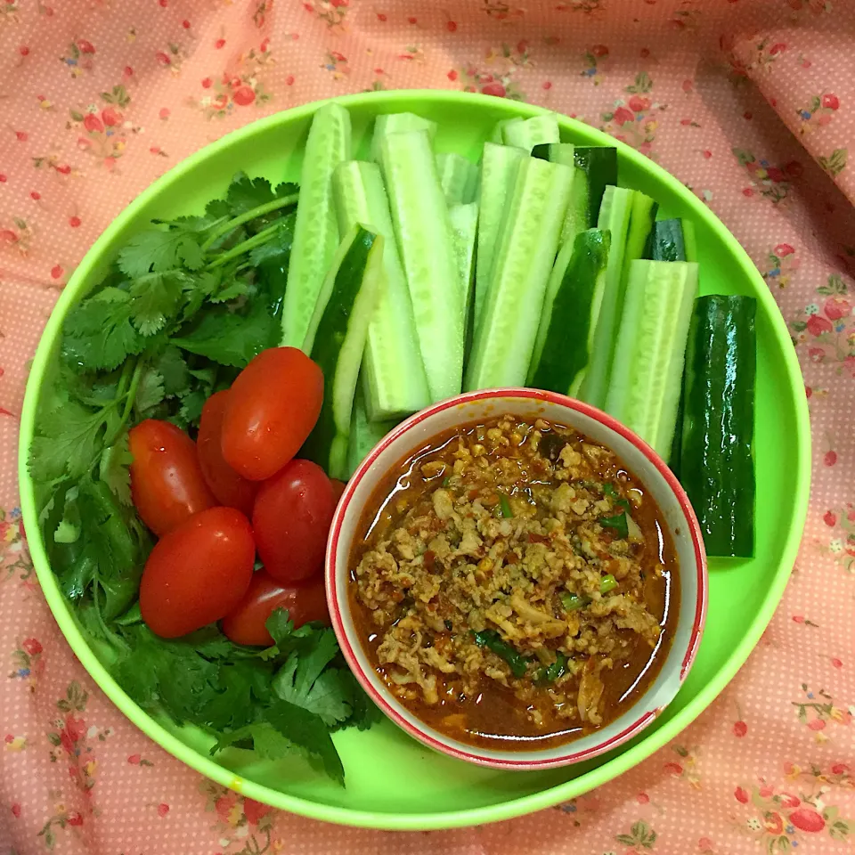 サラダ🥗タイ🇹🇭スタイル|Kodomo Cookingさん