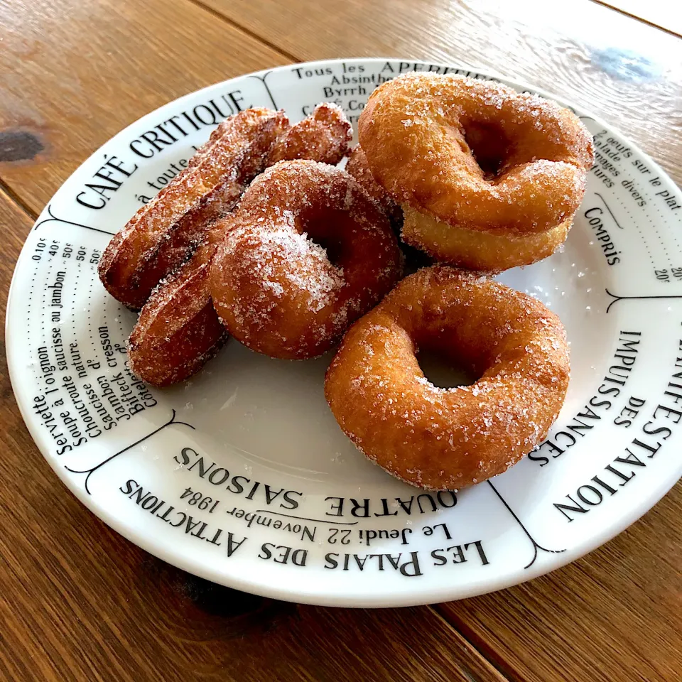 Snapdishの料理写真:チュロスとドーナツ🍩🍩|sato*さん