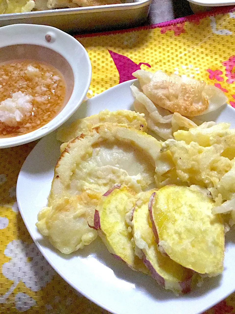 竹の子　さつま芋　玉葱　の天ぷら　サラダ餃子🥟の揚げ焼き|掛谷節子さん