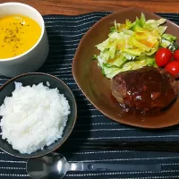 ハンバーグとかぼちゃの冷静スープ|kouさん