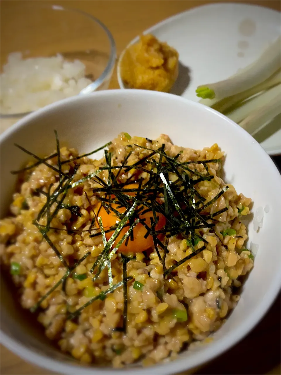 スタミナ納豆丼|へろへろさん