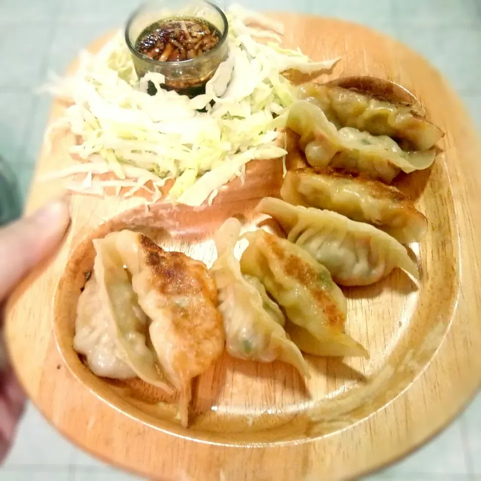 Snapdishの料理写真:Homemade gyoza🐷|Wipaweeさん