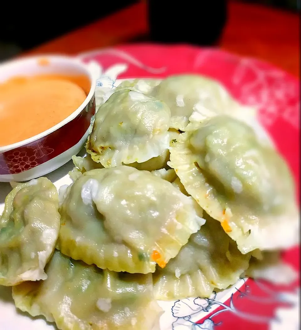 Snapdishの料理写真:Veg Momo|Anuj Ghimireさん