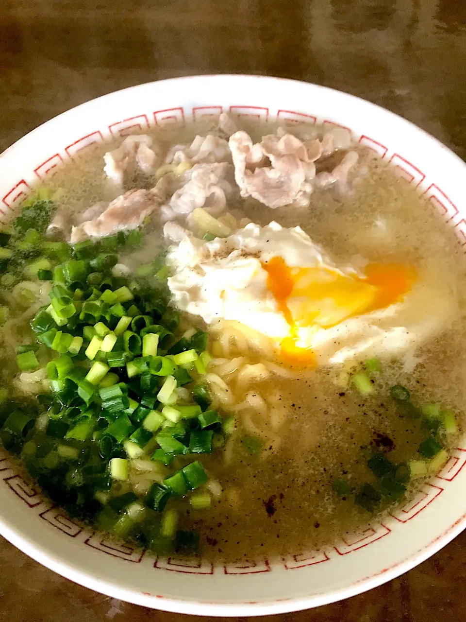 Snapdishの料理写真:しゃぶしゃぶ塩ラーメンの玉子入り💖|Norio Fukudaさん