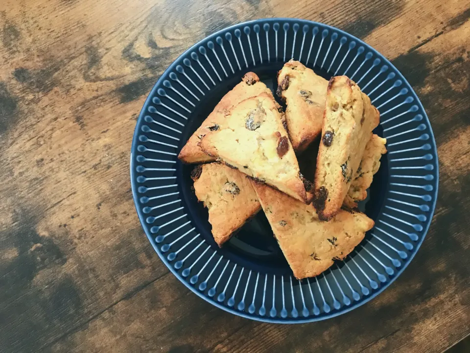 大豆粉でバナナレーズンスコーン🍌|misakiさん