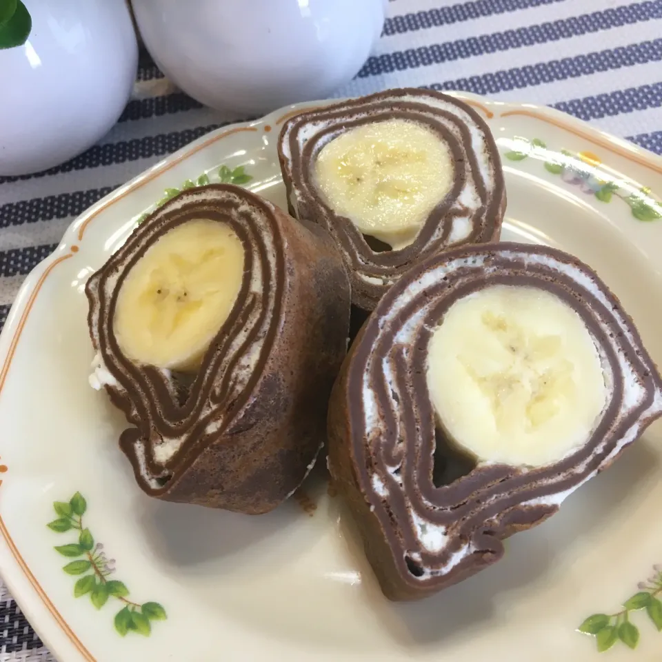 Snapdishの料理写真:チョコバナナミルクレープ|NANAさん