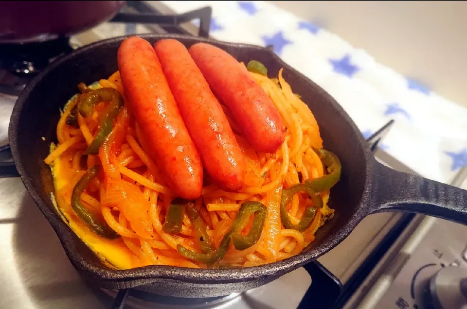 ヨッチャンさんの料理 【ナポリタン】あの特有のモチモチ麺の作り方😃|GGGさん