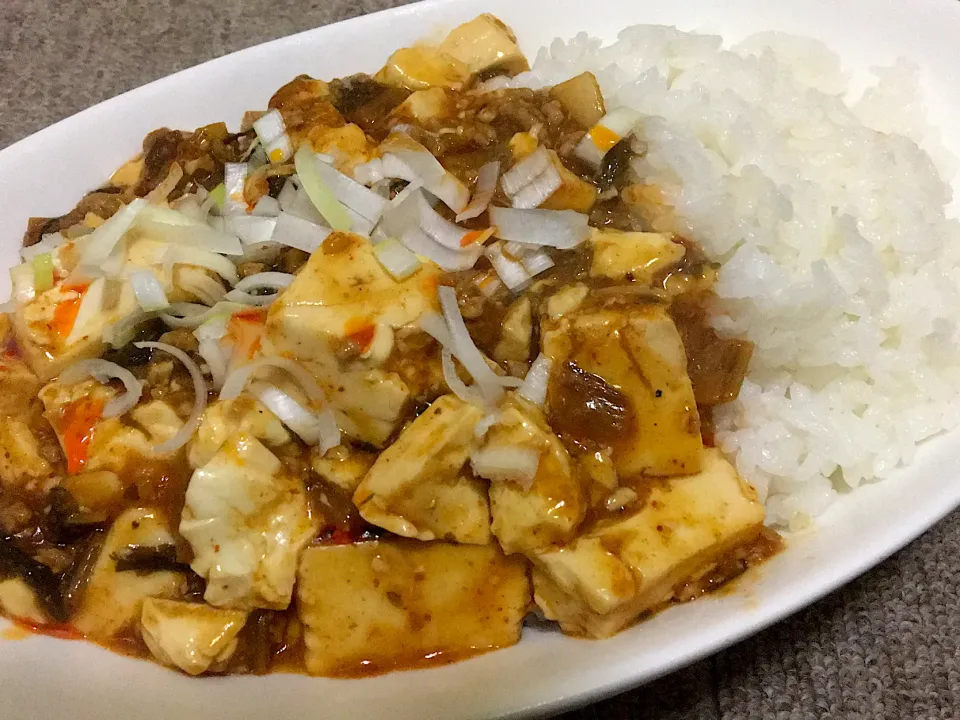 麻婆豆腐丼🤗|ちゃびきゅさん