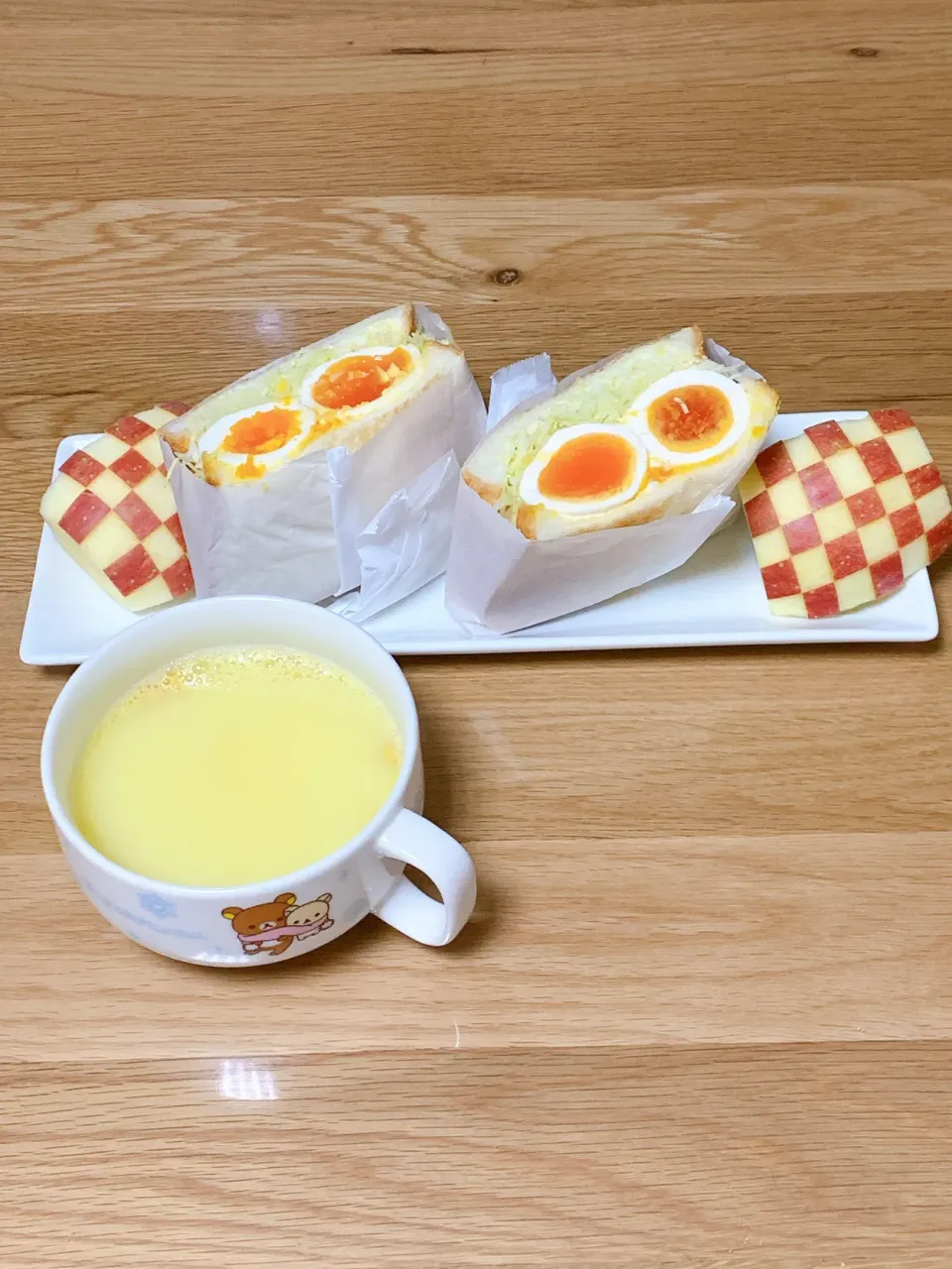 Snapdishの料理写真:朝ごはんに卵の沼サンド^ ^|ヤマネコさん