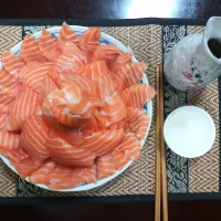 Snapdishの料理写真:salmon sashimi|Gim GwangWooさん