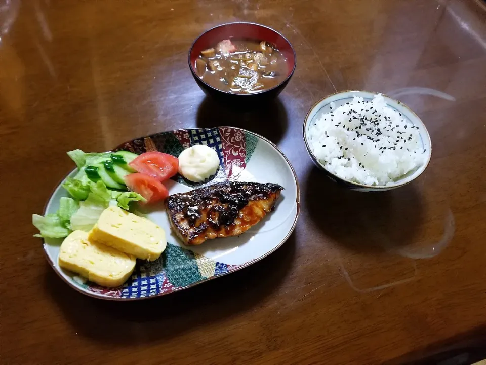 お家晩ごはん(^_^)v|森のプーさん 🍯(森　耕二)さん