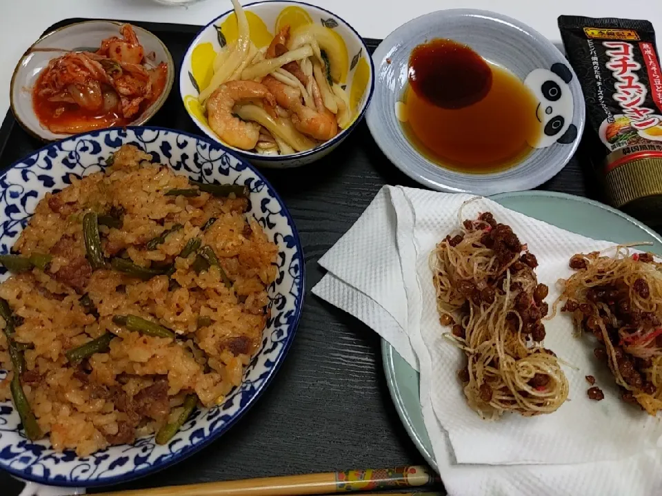 Snapdishの料理写真:【韓国風】チャーハンと納豆の変わりあげ|ふわふわおもちさん