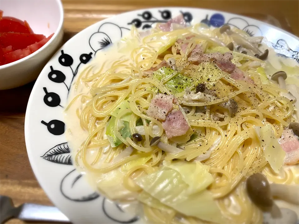 ベーコンと春キャベツのミルク味噌パスタ|Nilsさん