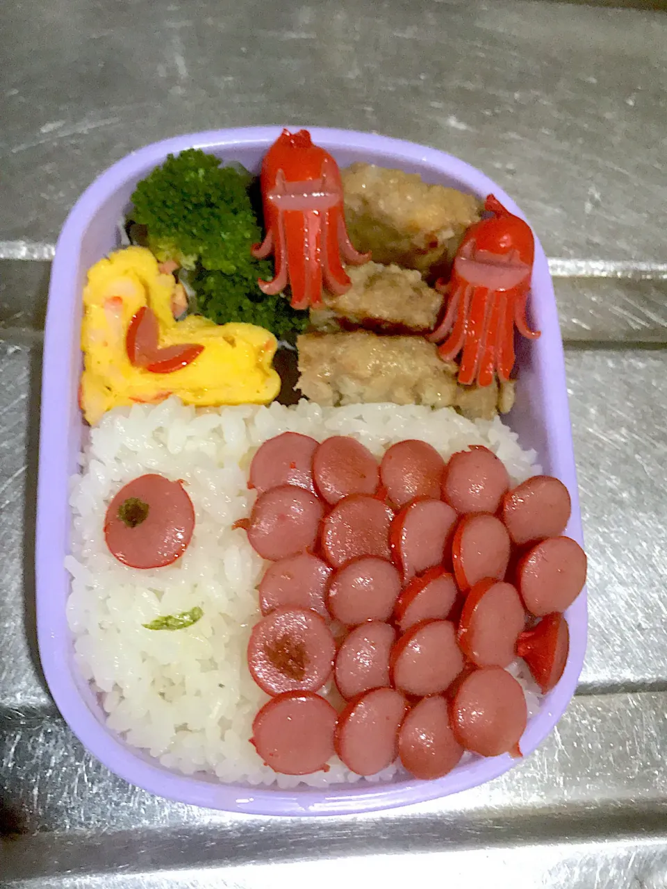 ウインナーで鯉のぼりお弁当♪|こーやさん