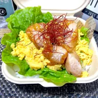 Snapdishの料理写真:鶏照り丼|たくじスペースHANA😺さん