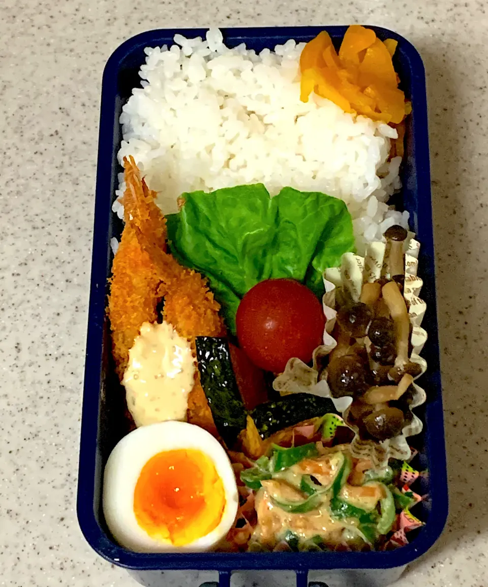 Snapdishの料理写真:エビフライ弁当|besさん