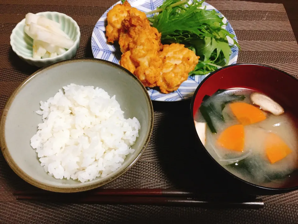 Snapdishの料理写真:豆腐入りナゲット　梅昆布茶漬け大根|ちぐあささん