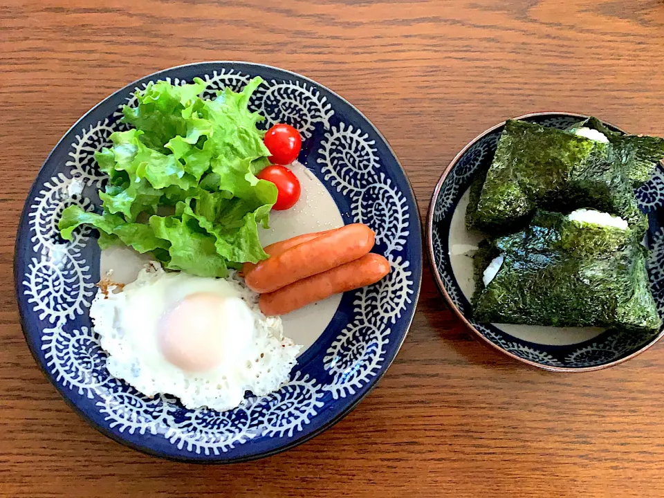 今日の昼食🍙🍳🥗20200427|rococoさん