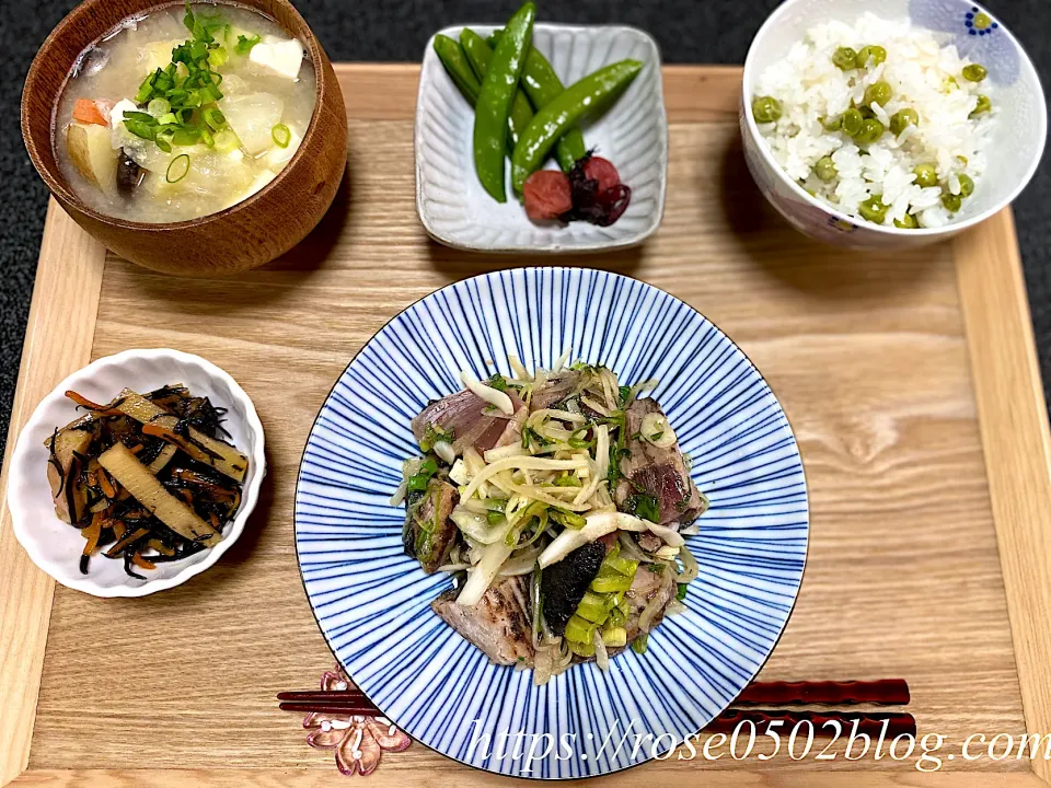 豆ご飯とカツオのたたき薬味和え定食|emiさん