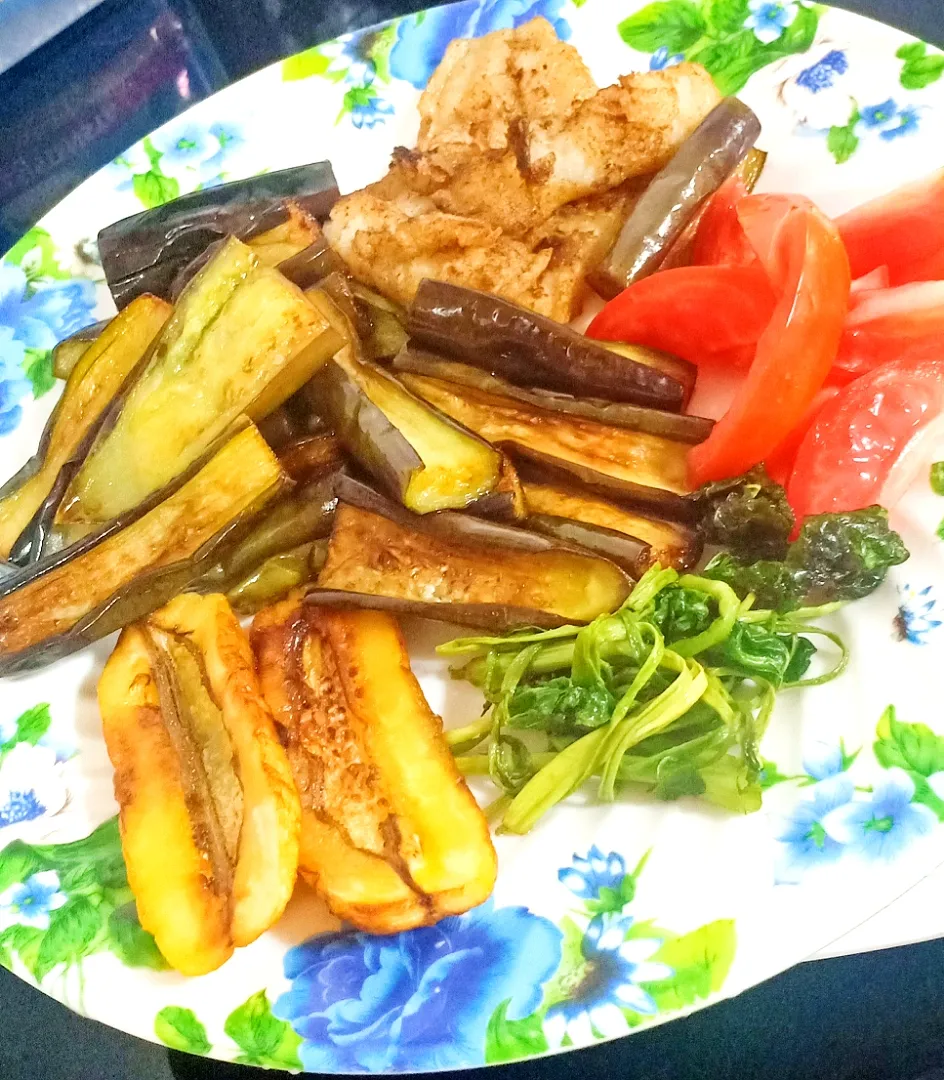 Veggies and fish dory|Prince Jhon Bandolさん