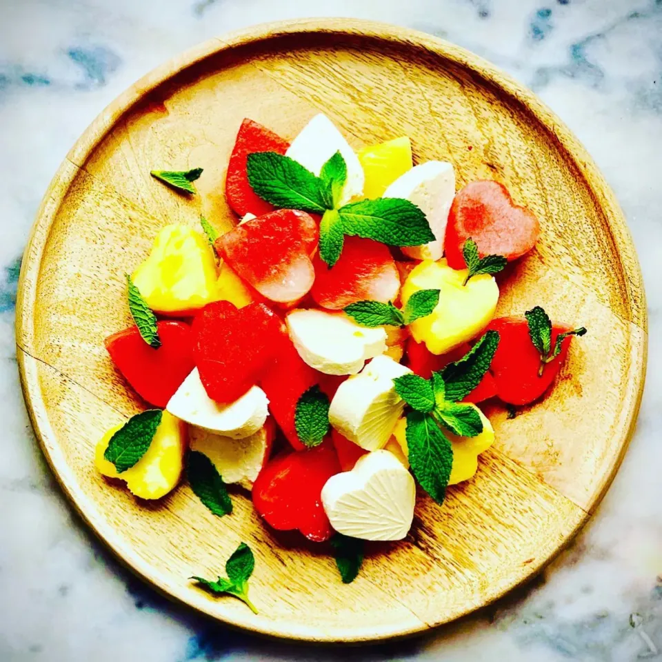 Cheese &  pineapple and watermelon salad 😘🇺🇸|Muratoさん