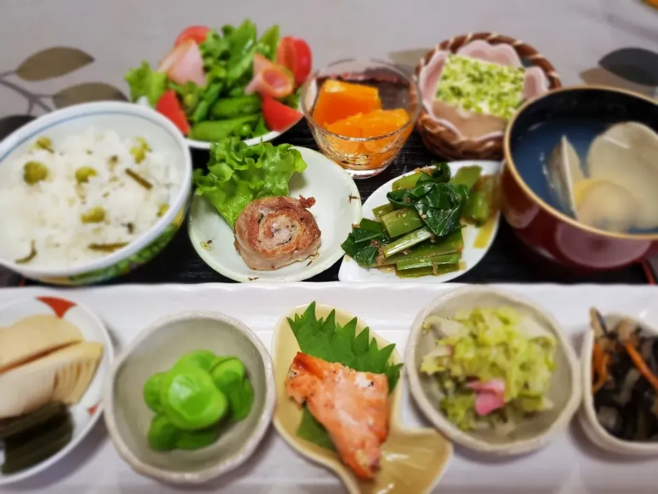 朝ごはん、お豆さんのおいしい季節❗豆ご飯を作りました(^o^)|こまちさん