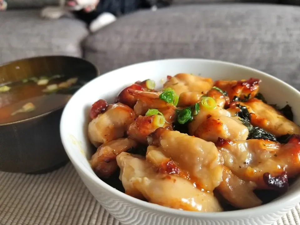 Snapdishの料理写真:焼き鳥丼
在宅31日目|しあるさん