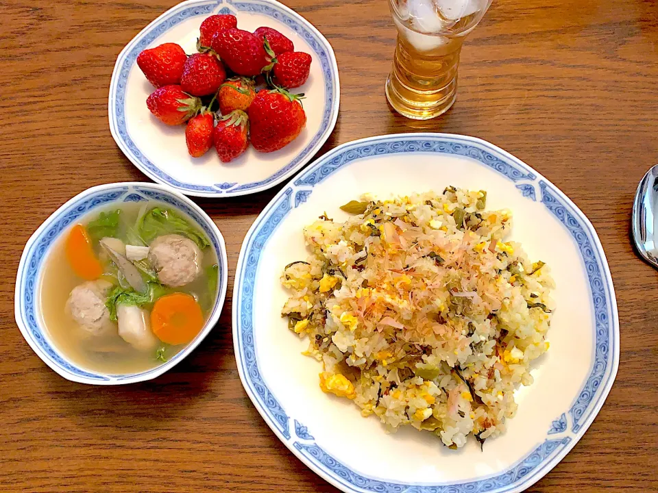 高菜炒飯🥬🌶🥚自家製苺🍓🍓🍓20200428|rococoさん