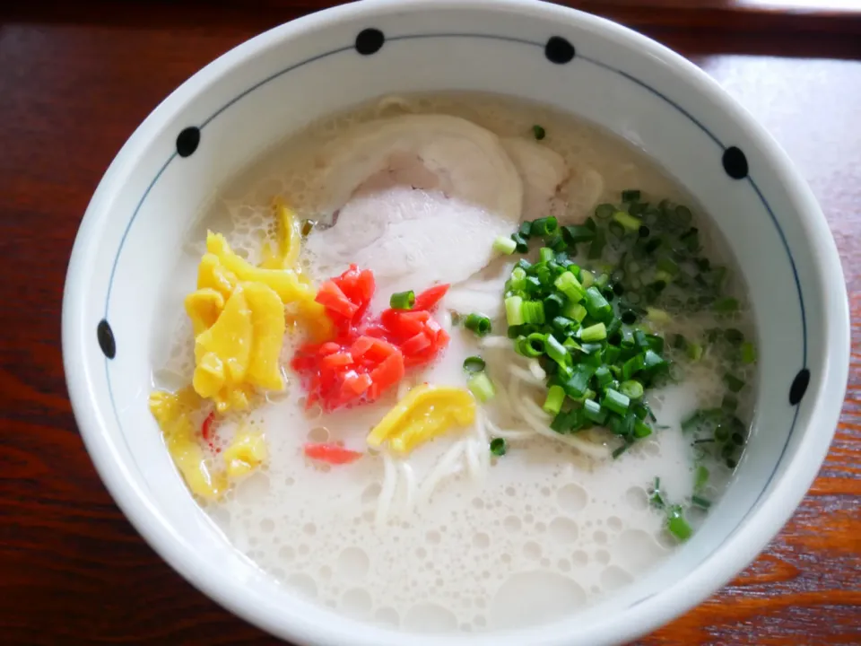 20/04/28 ランチ♪ とんこつラーメン|ikukoさん