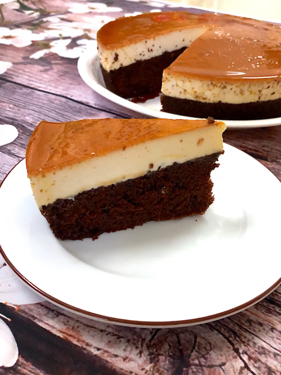 Flan Caramel Gateau|Lizzie Tranさん