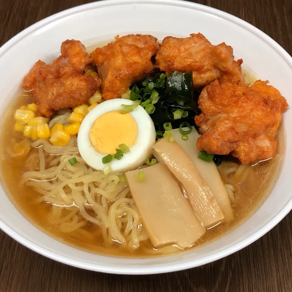 醤油ラーメン唐揚げトッピング|まちゃさん