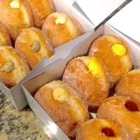 Filled doughnuts 🍩🍩❤️❤️🙌🏾|Joy Fahimさん