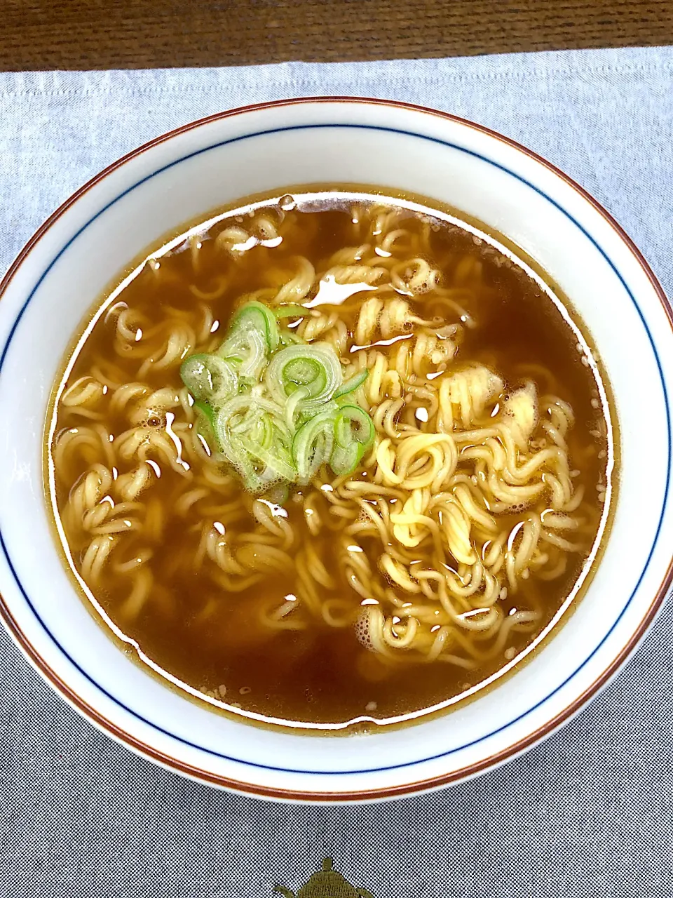 Snapdishの料理写真:朝ラーメンは日清出前一丁|kudoさん