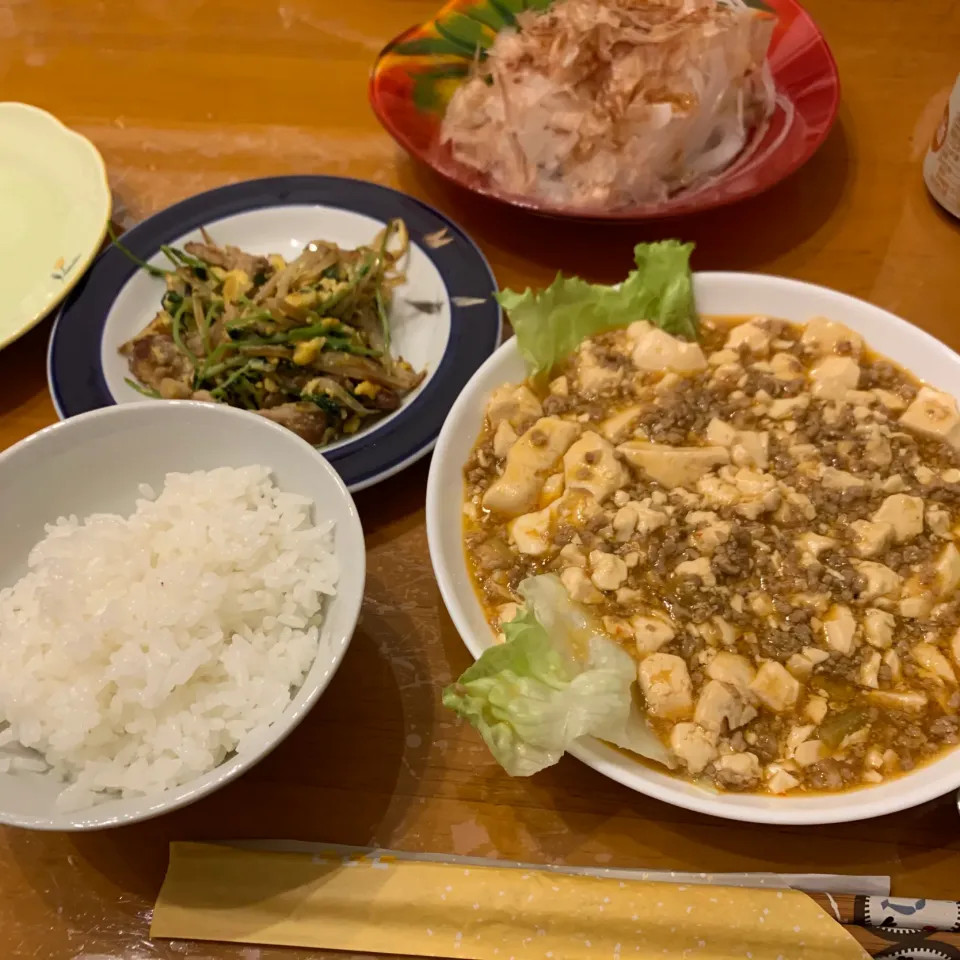 麻婆豆腐・豚肉と豆苗の中華炒め|sayaさん