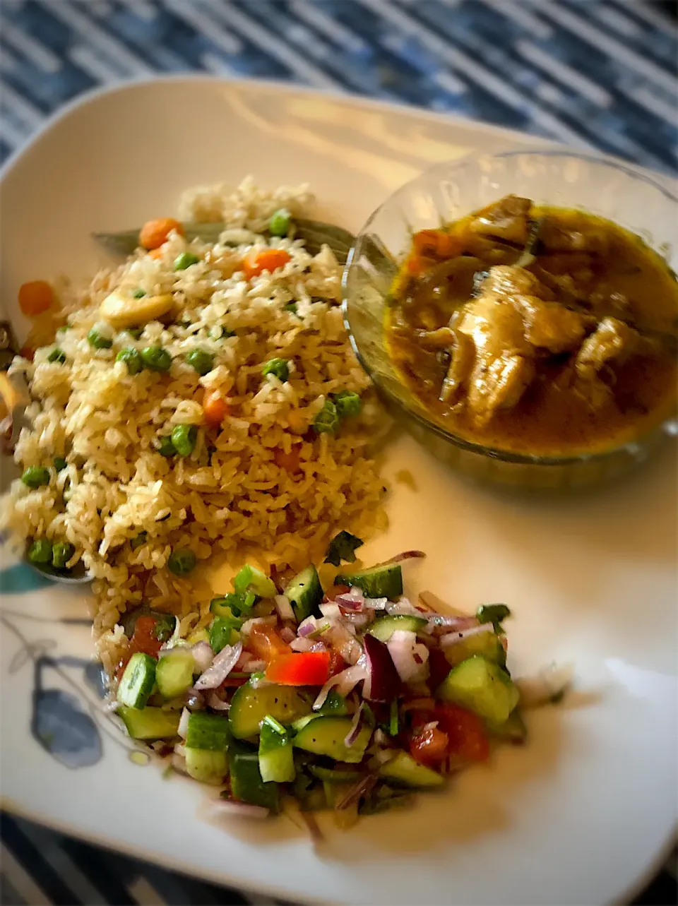 Peas pulao and chicken curry|Prabina Bhandariさん