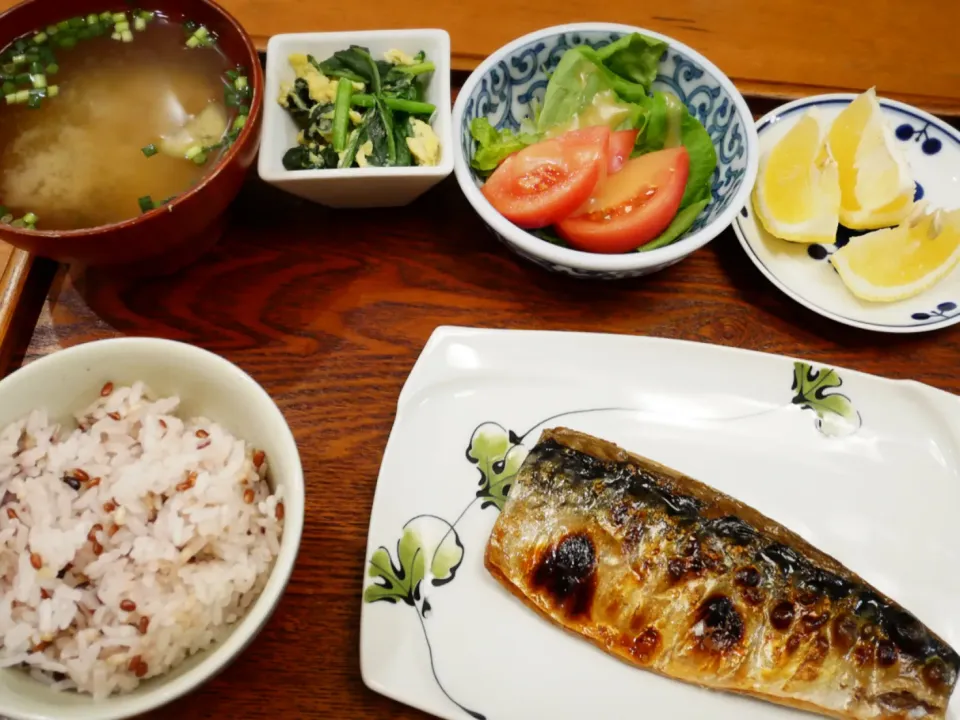 Snapdishの料理写真:20/04/28 夕飯♪ 焼き魚|ikukoさん