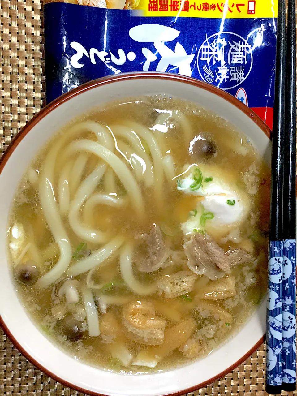 冷凍肉うどん|すくらんぶるえっぐさん