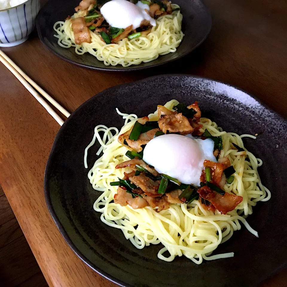 Snapdishの料理写真:豚ニラ温玉のっけ麺|あっつさん