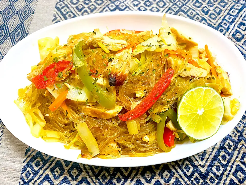 Snapdishの料理写真:Pancit Bihon|Jaimie Alvarezさん