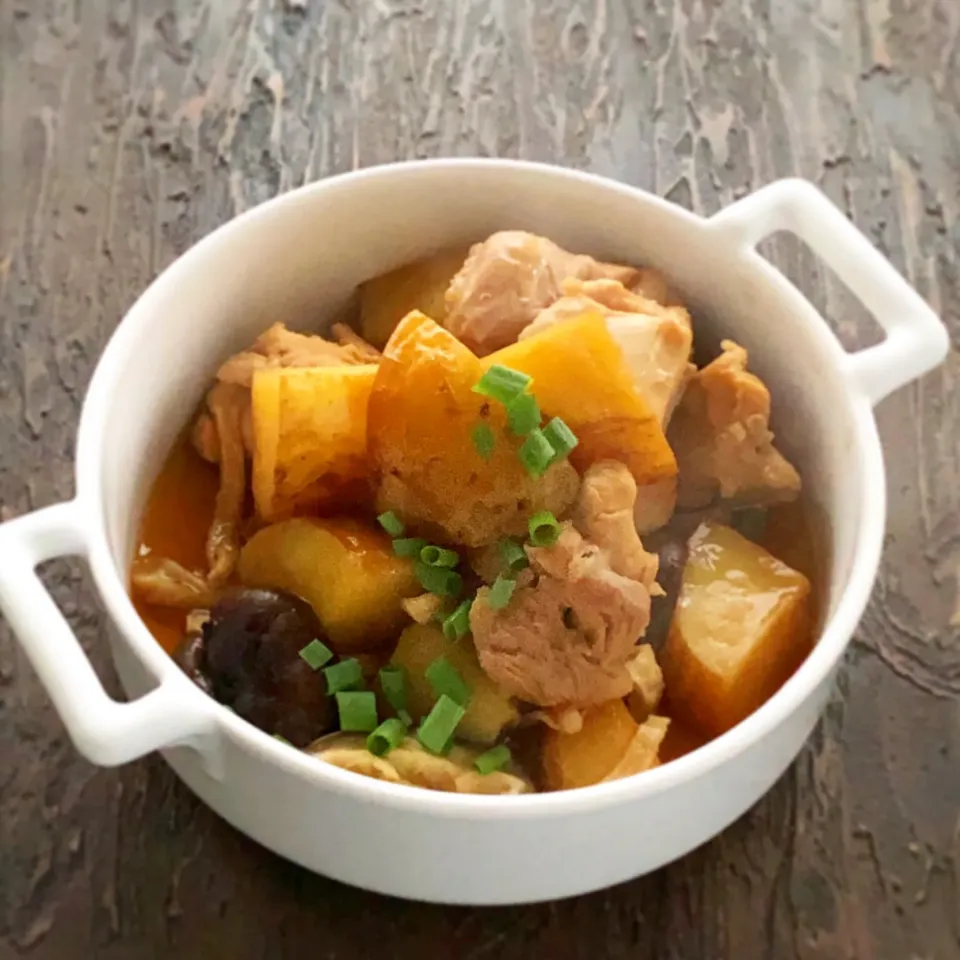 新じゃがと鶏もも肉の煮物|志野さん