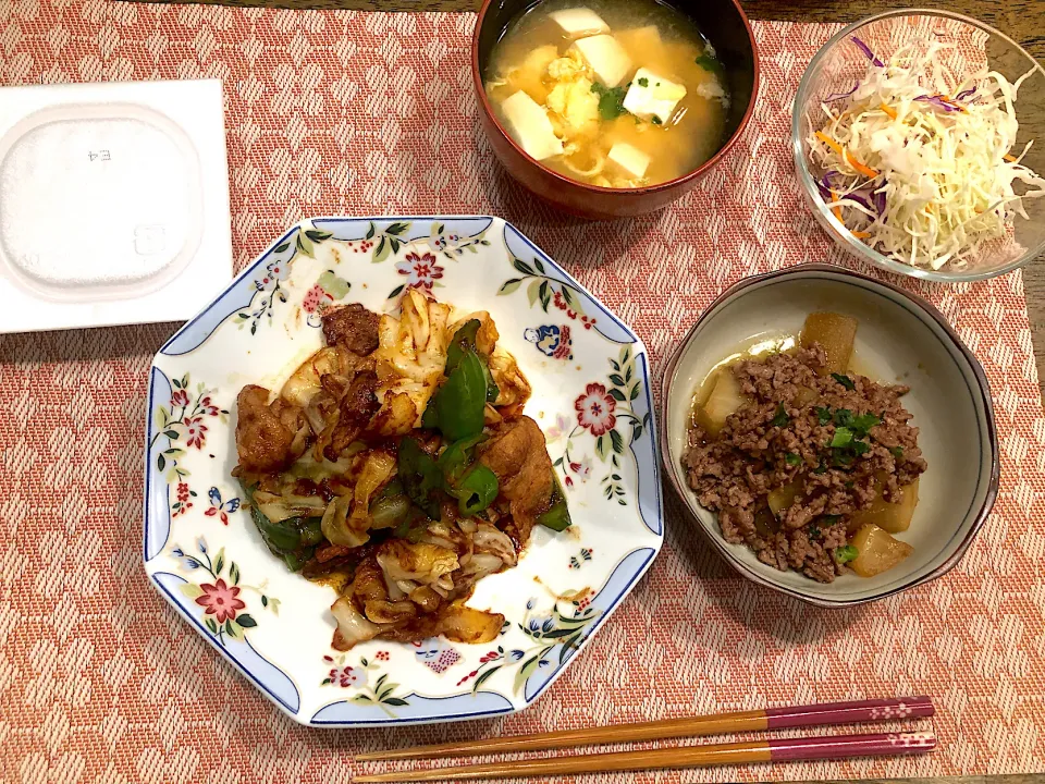 回鍋肉、大根のそぼろあんかけ、卵と豆腐の味噌汁|mayuさん