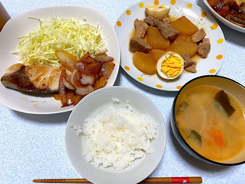 大根と豚肉の煮物　ぶり焼き|はらさん