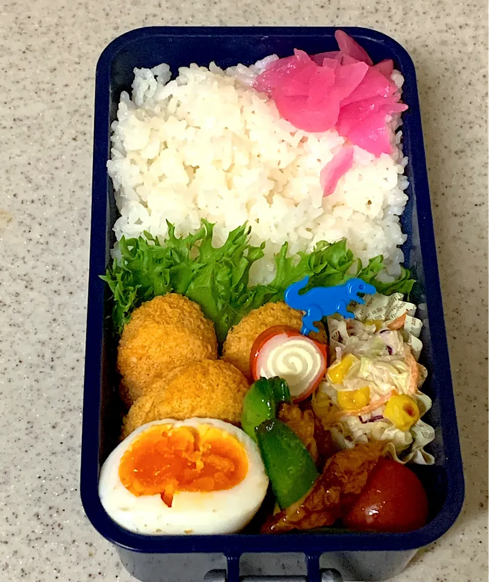 Snapdishの料理写真:コロッケ弁当|besさん